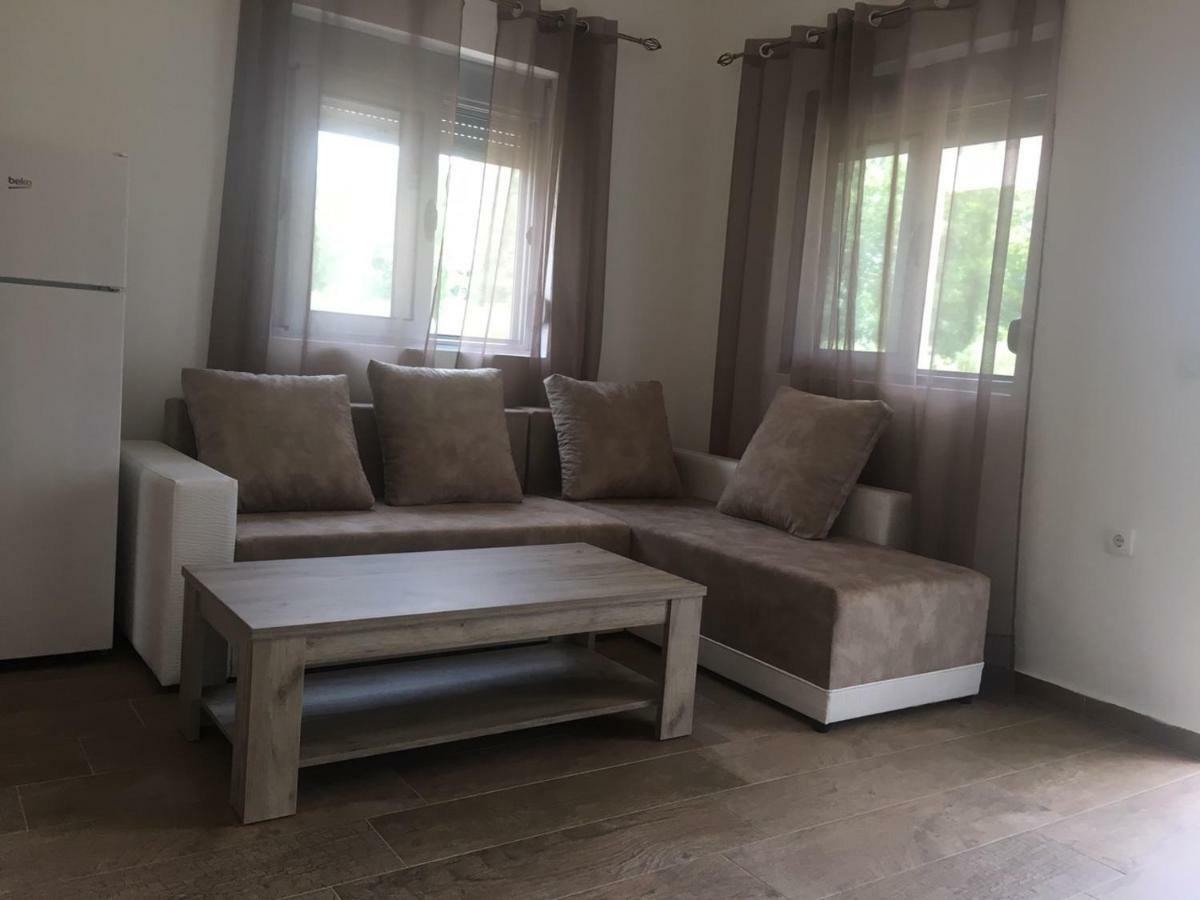 Helena'S Sweet Home Улцинь Екстер'єр фото