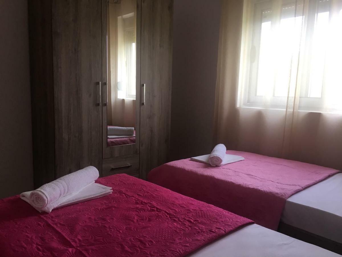 Helena'S Sweet Home Улцинь Екстер'єр фото